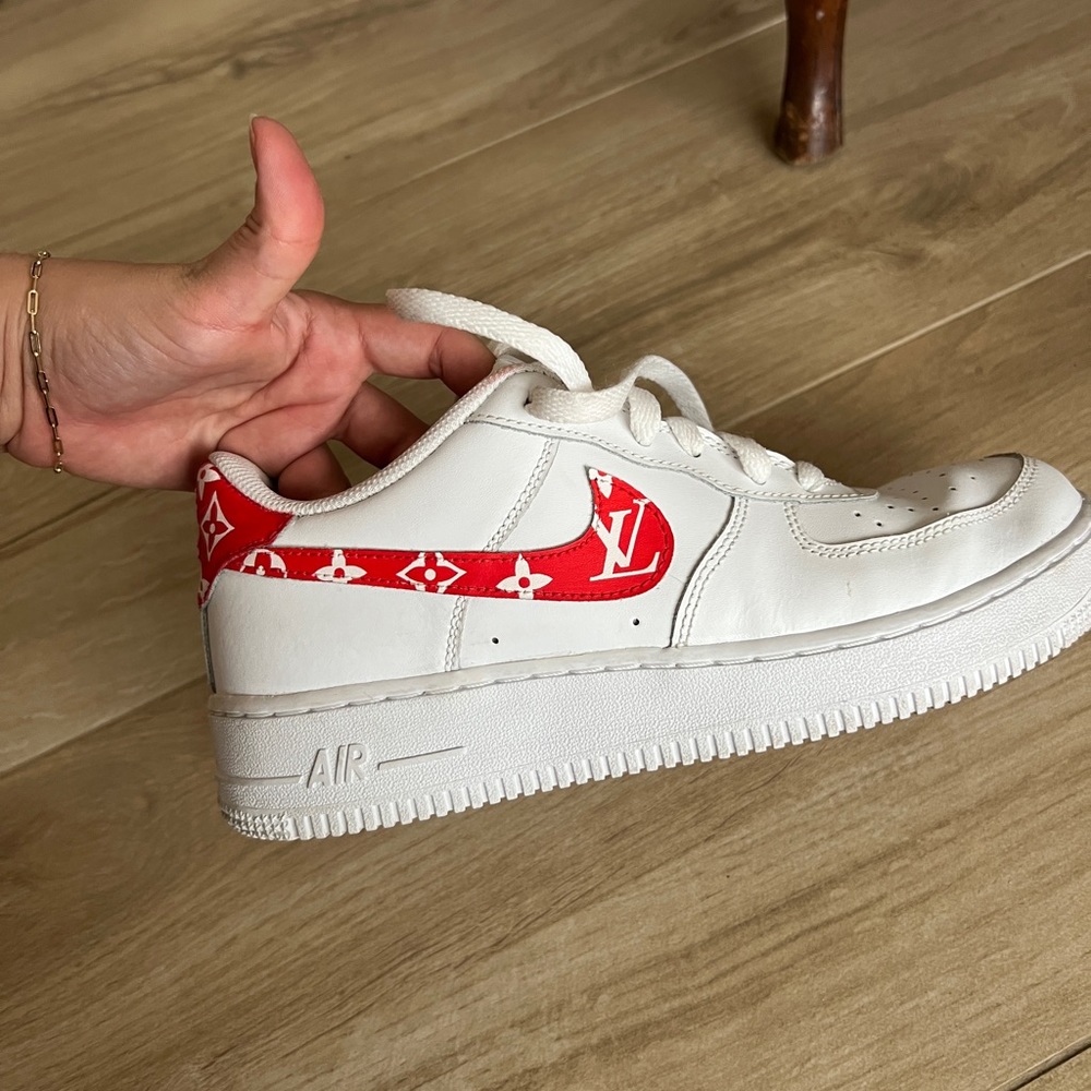 Custom airforce 1 - Picture 4 of 7